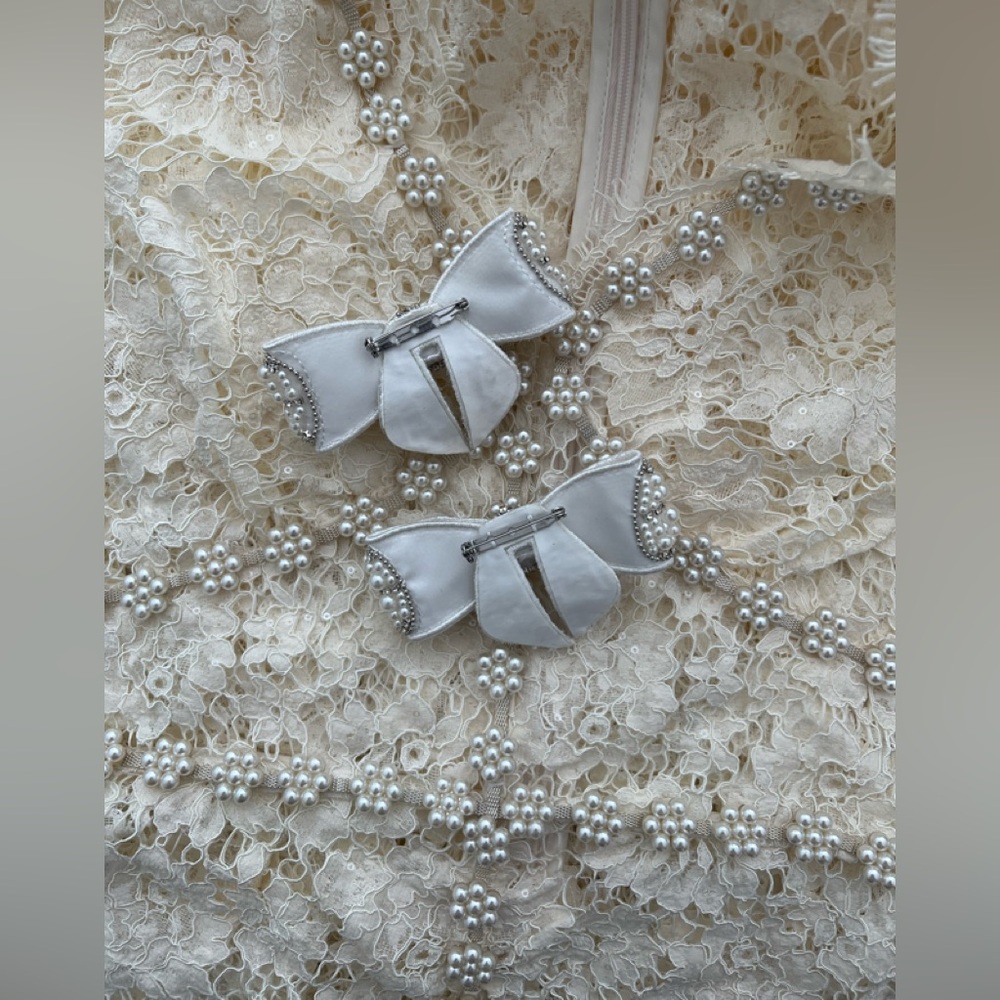 Self Portrait CREAM FINE LACE PEARL MIDI DRESS - Picture 5 of 5